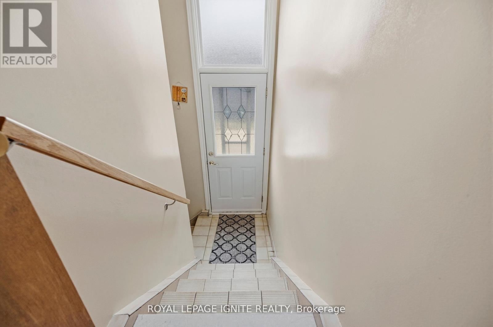 3746 TEESWATER ROAD - 28