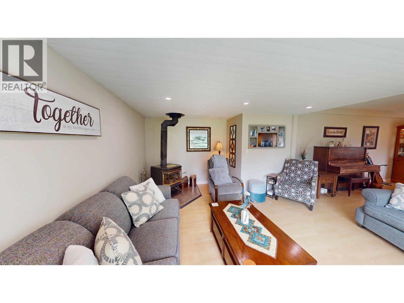 13389 281 ROAD, Charlie Lake