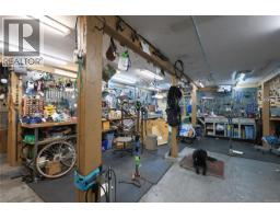 390 Moss St, Victoria, BC V8V4N1 Photo 41