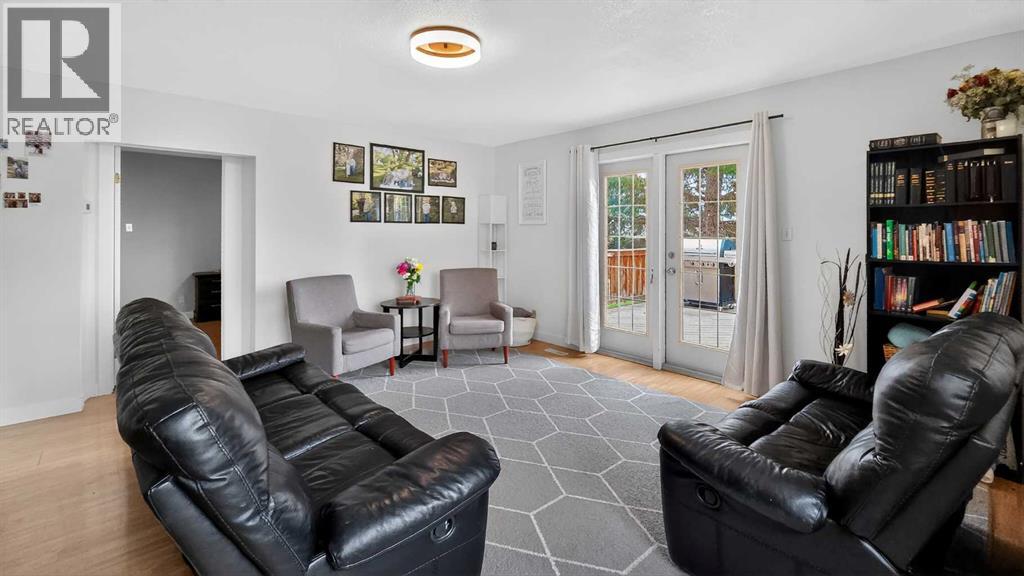 605 2 Street S — photo 17