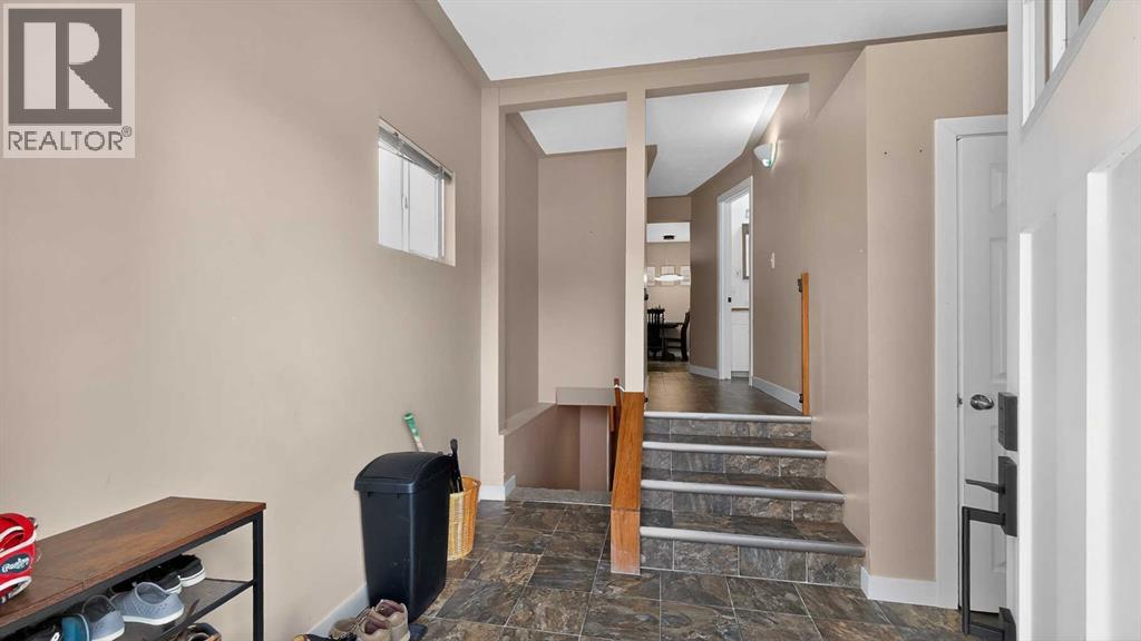 605 2 Street S - photo 3