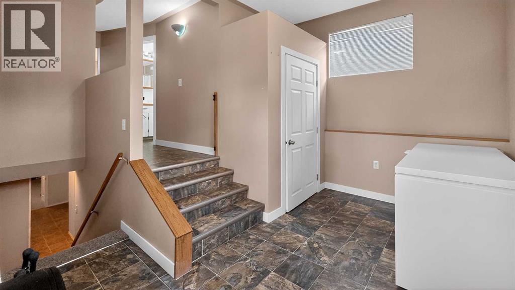 605 2 Street S - photo 4
