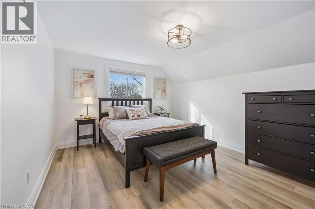 37 ENFIELD Drive - 22