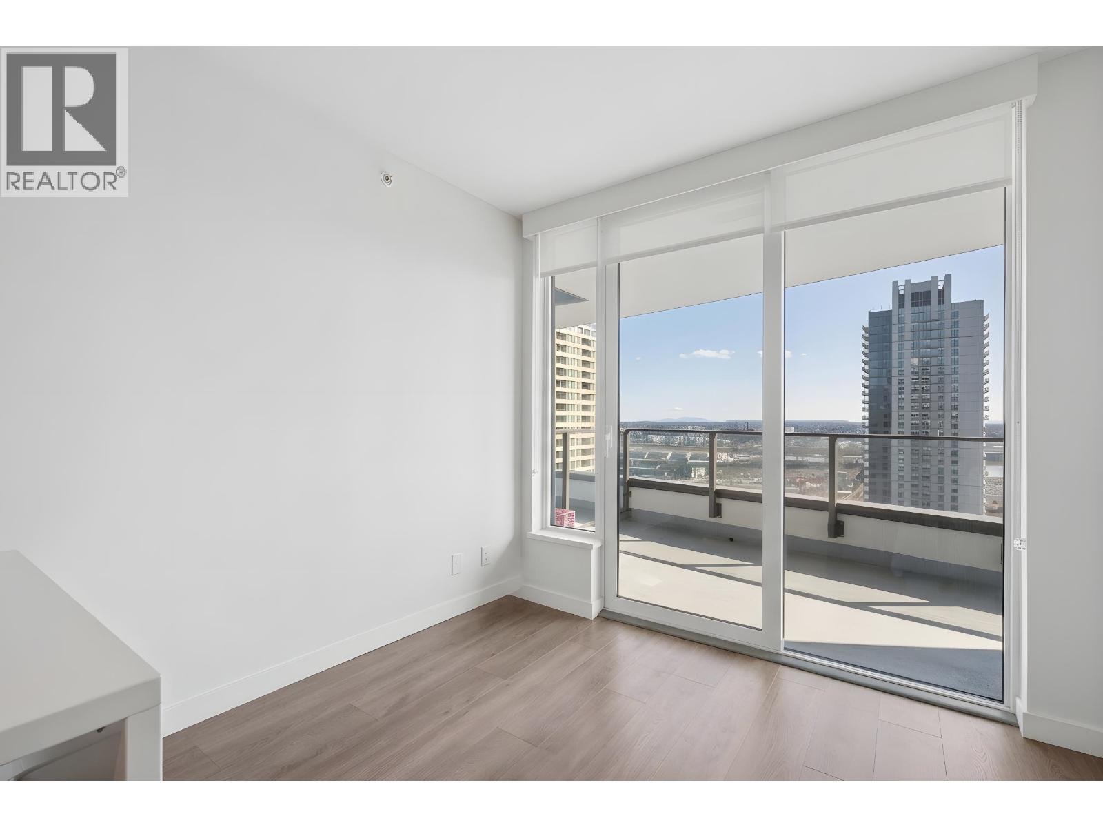 1909 8189 CAMBIE Street - photo 2