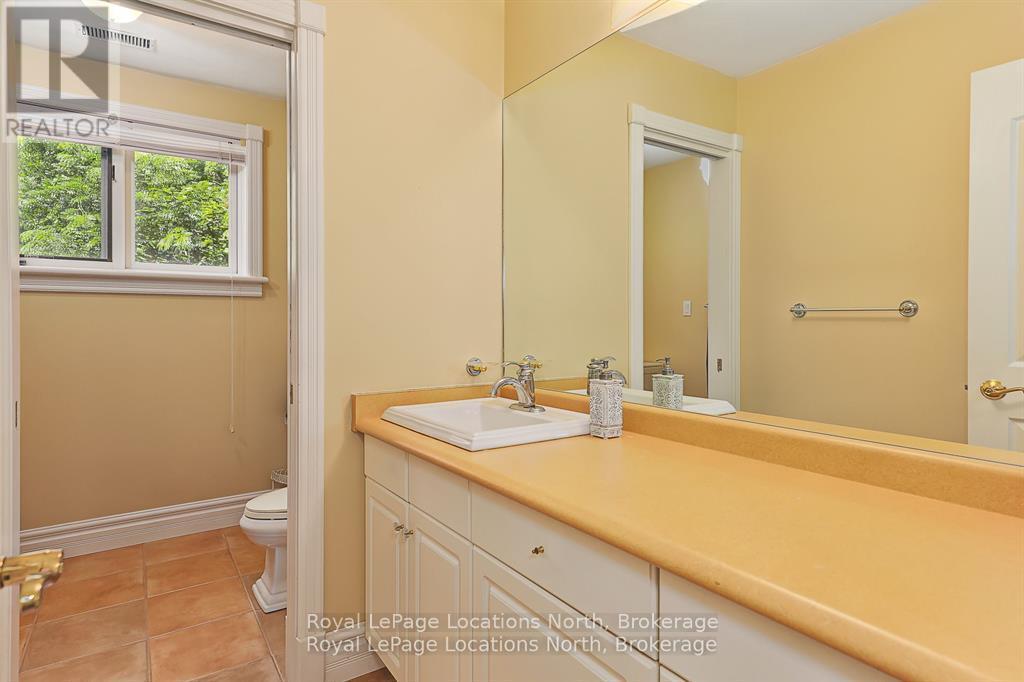 6 ALPINE COURT - 31