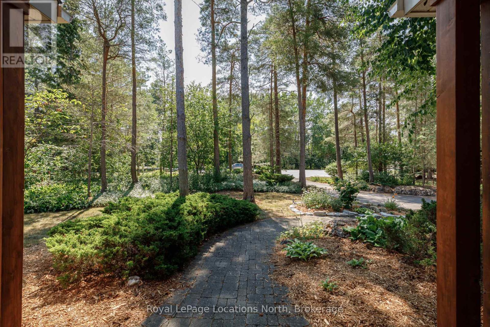6 ALPINE COURT - 5
