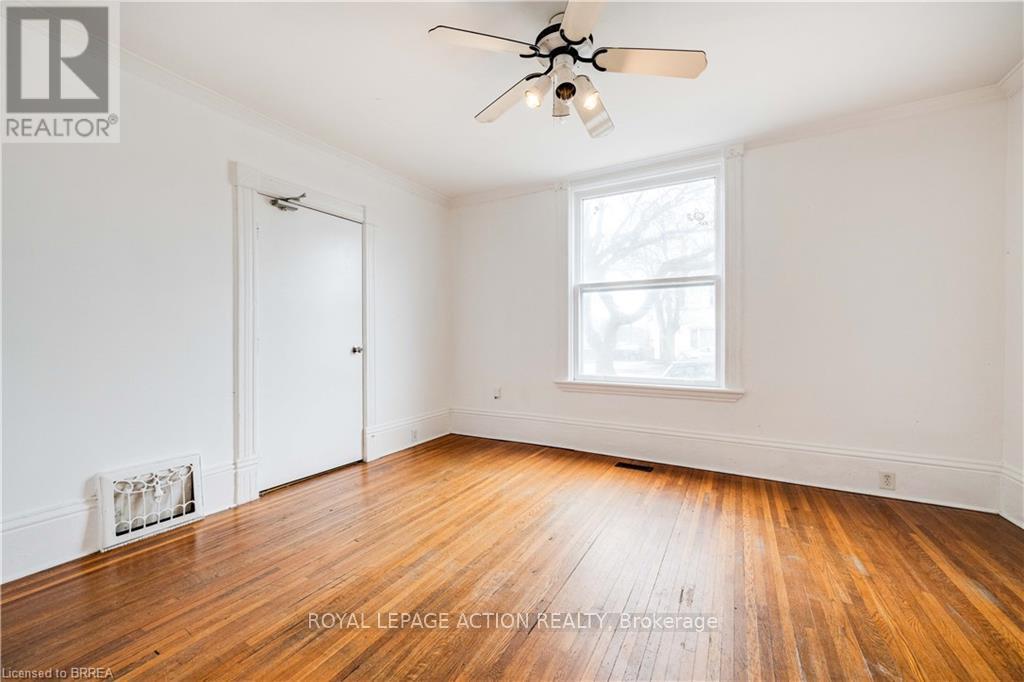 300 DALHOUSIE STREET - 6