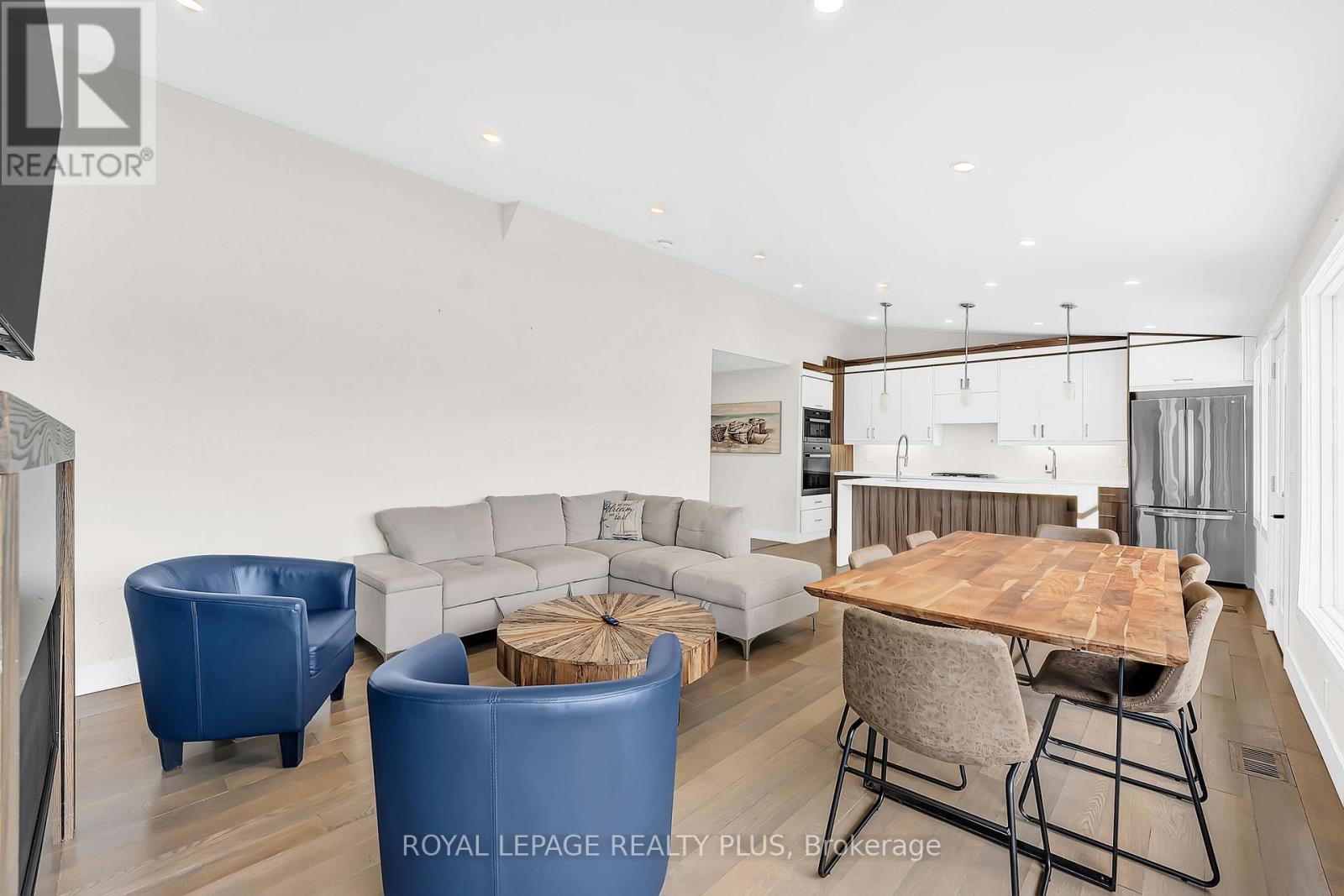 36 DICKINSON AVENUE - 11