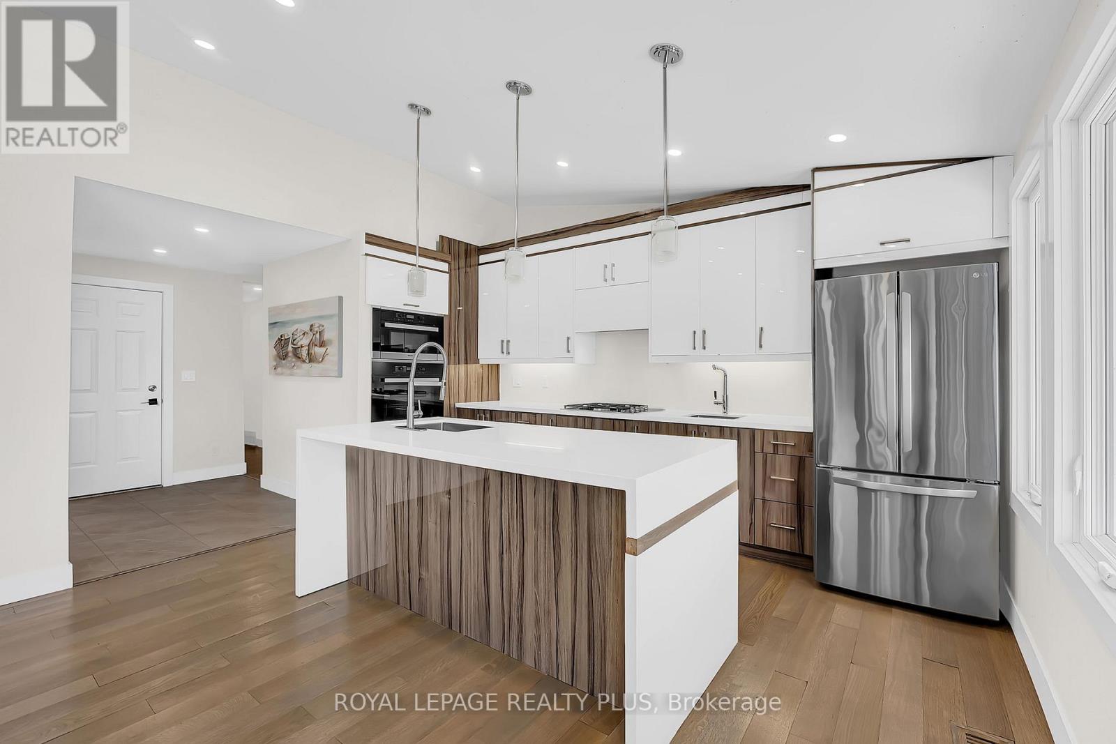 36 DICKINSON AVENUE - 16