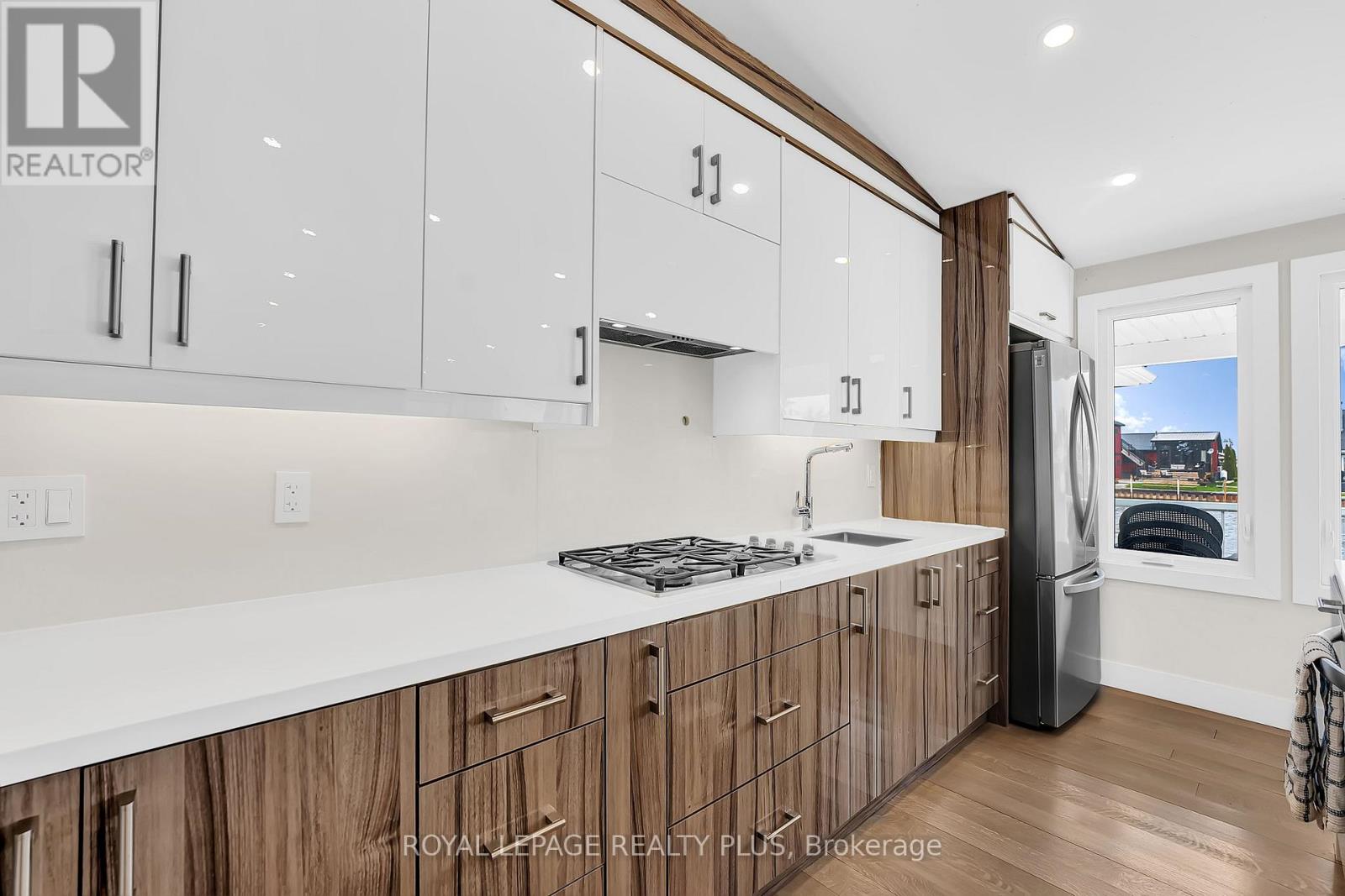 36 DICKINSON AVENUE - 19
