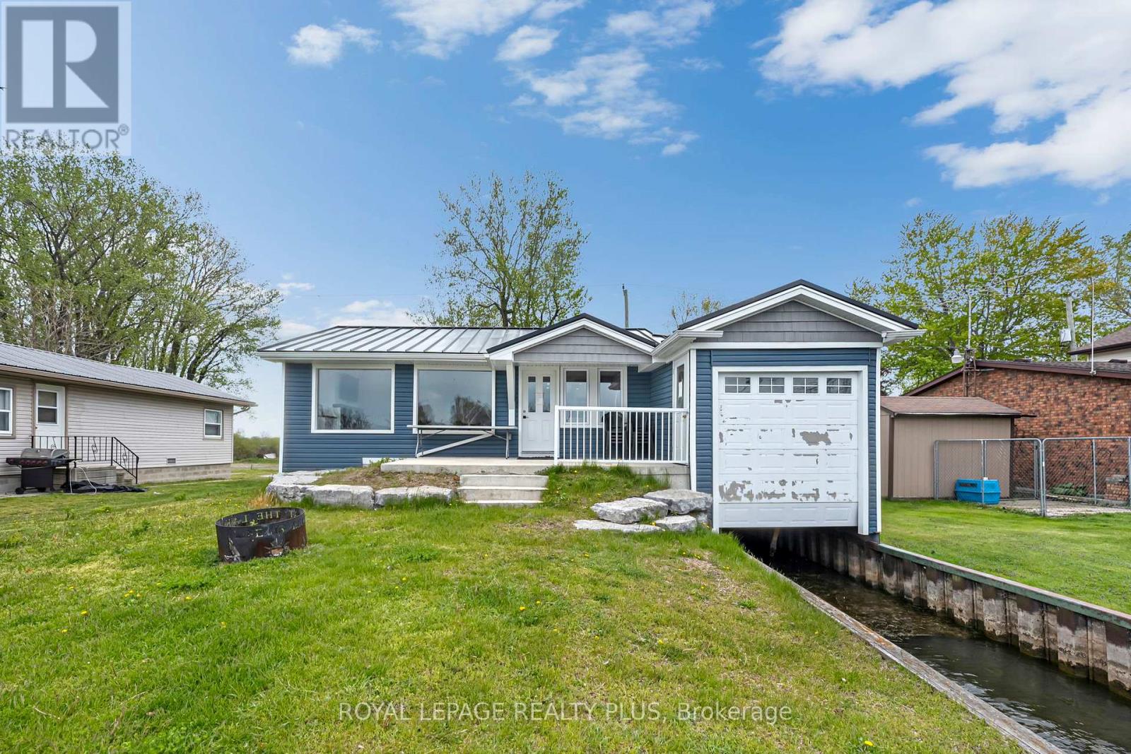 36 DICKINSON AVENUE - 2