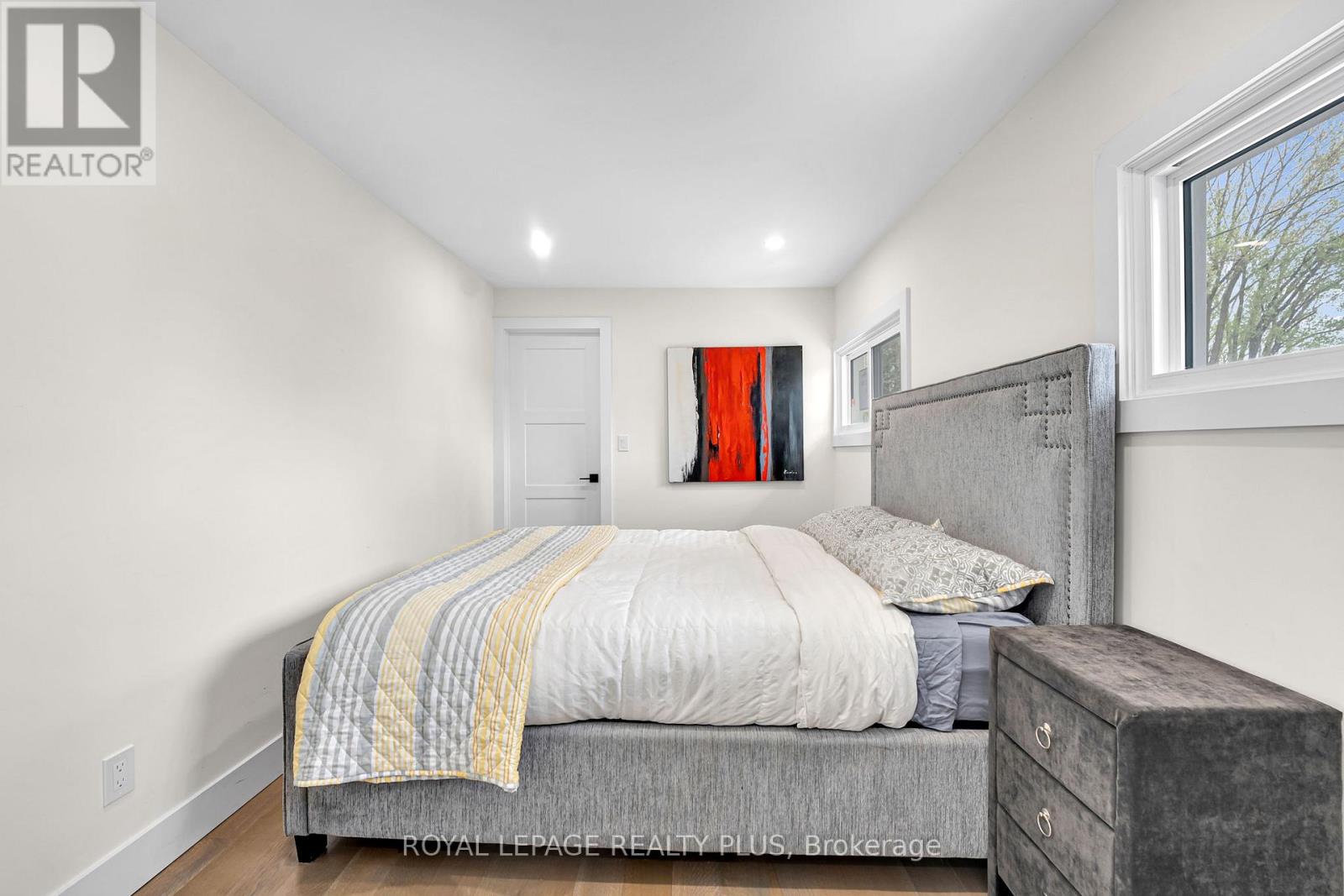 36 DICKINSON AVENUE - 20