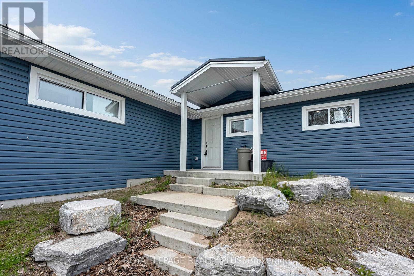 36 DICKINSON AVENUE - 39