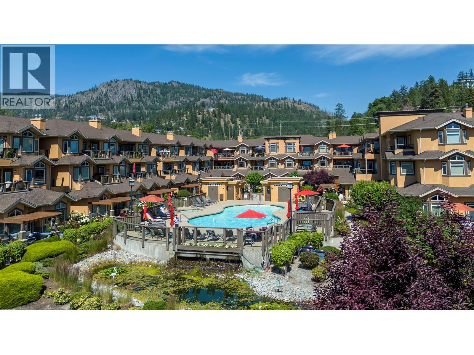 301 3996 Beach Avenue, Peachland