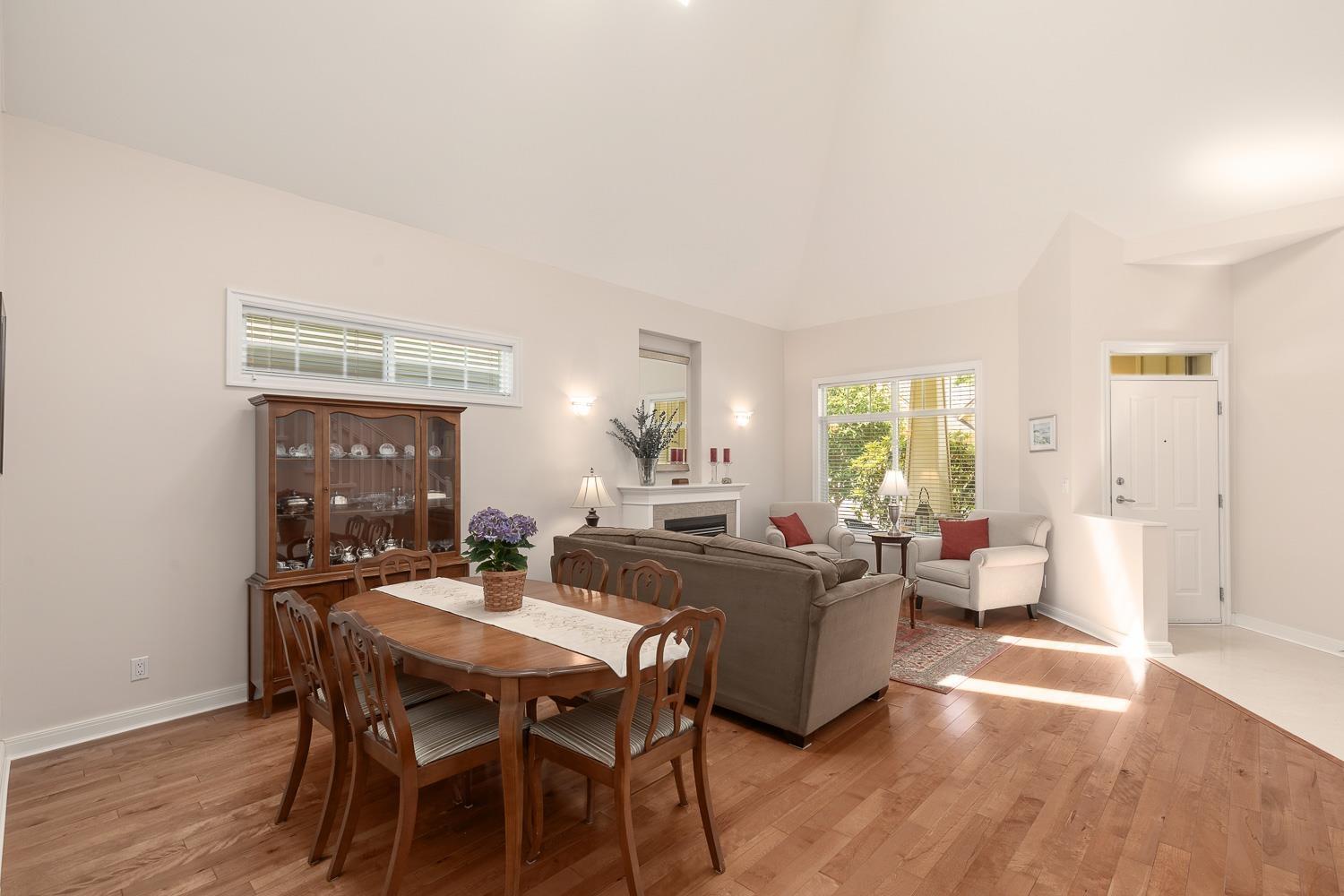 45 14968 24 AVENUE, Surrey