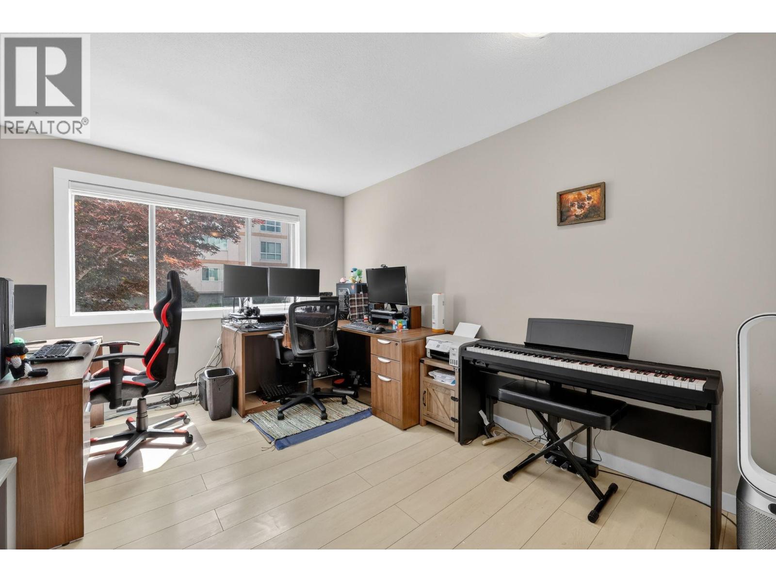 112 727 Houghton Road, Kelowna