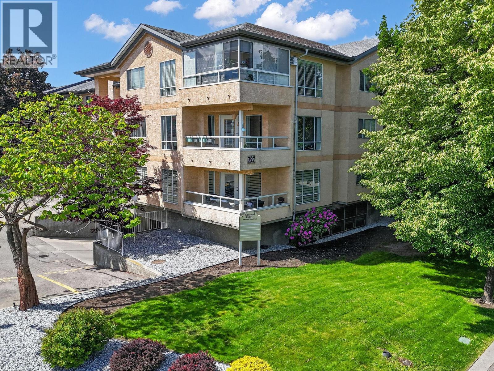 112 727 Houghton Road, Kelowna