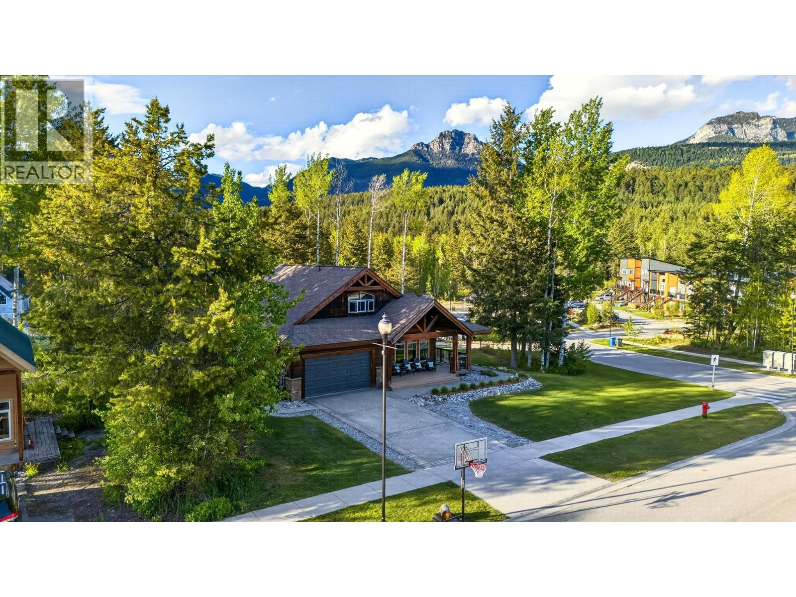 1500 Quartz Crescent - 10