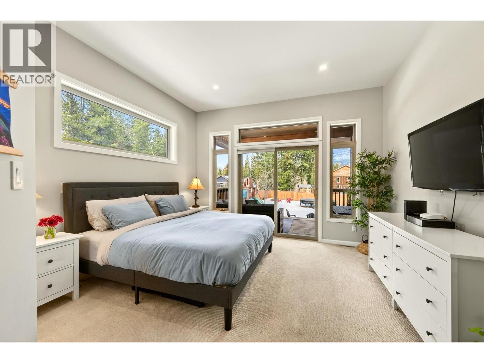 1500 Quartz Crescent - 37