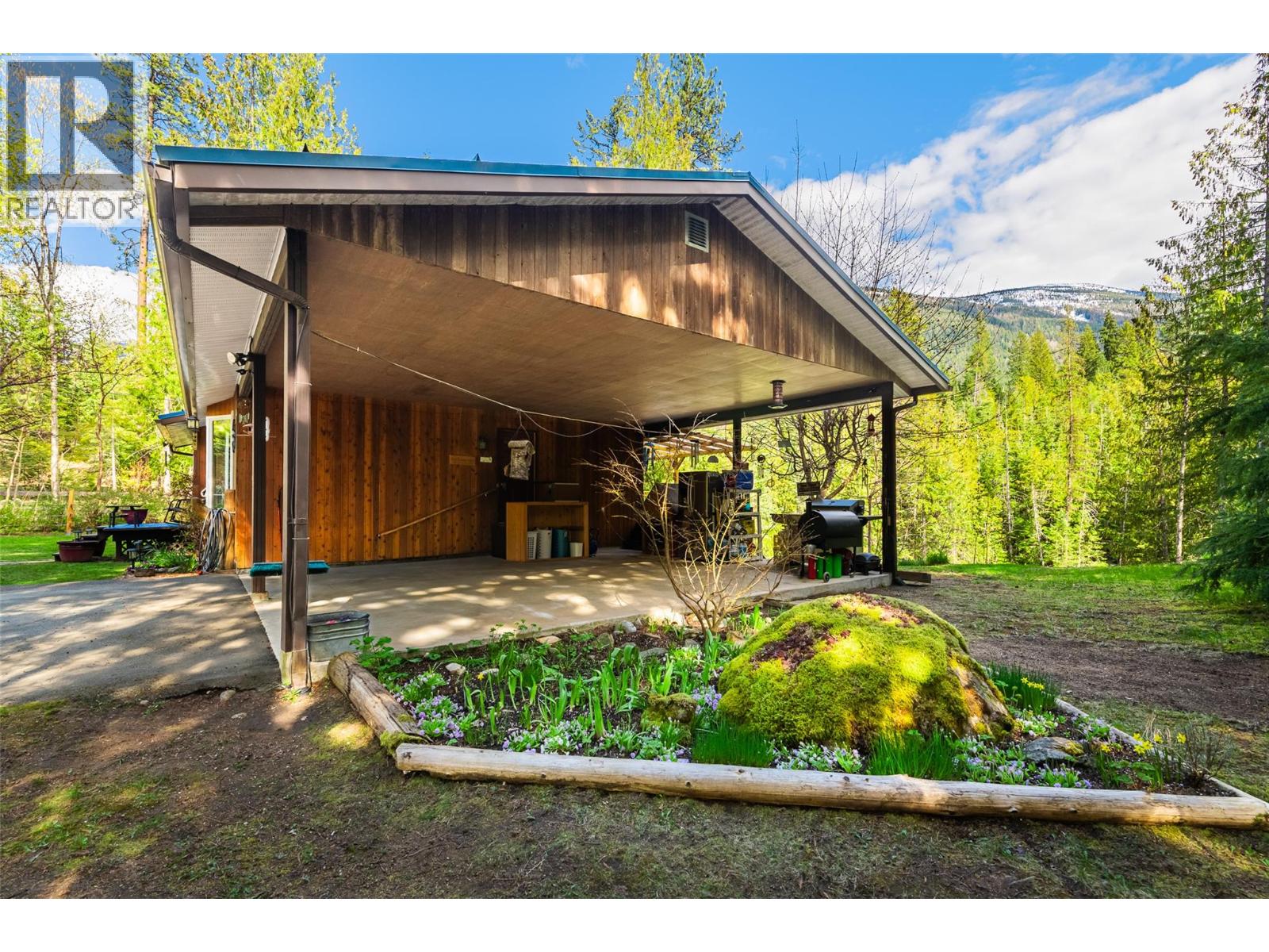 16324 Bowe Road, Crawford Bay