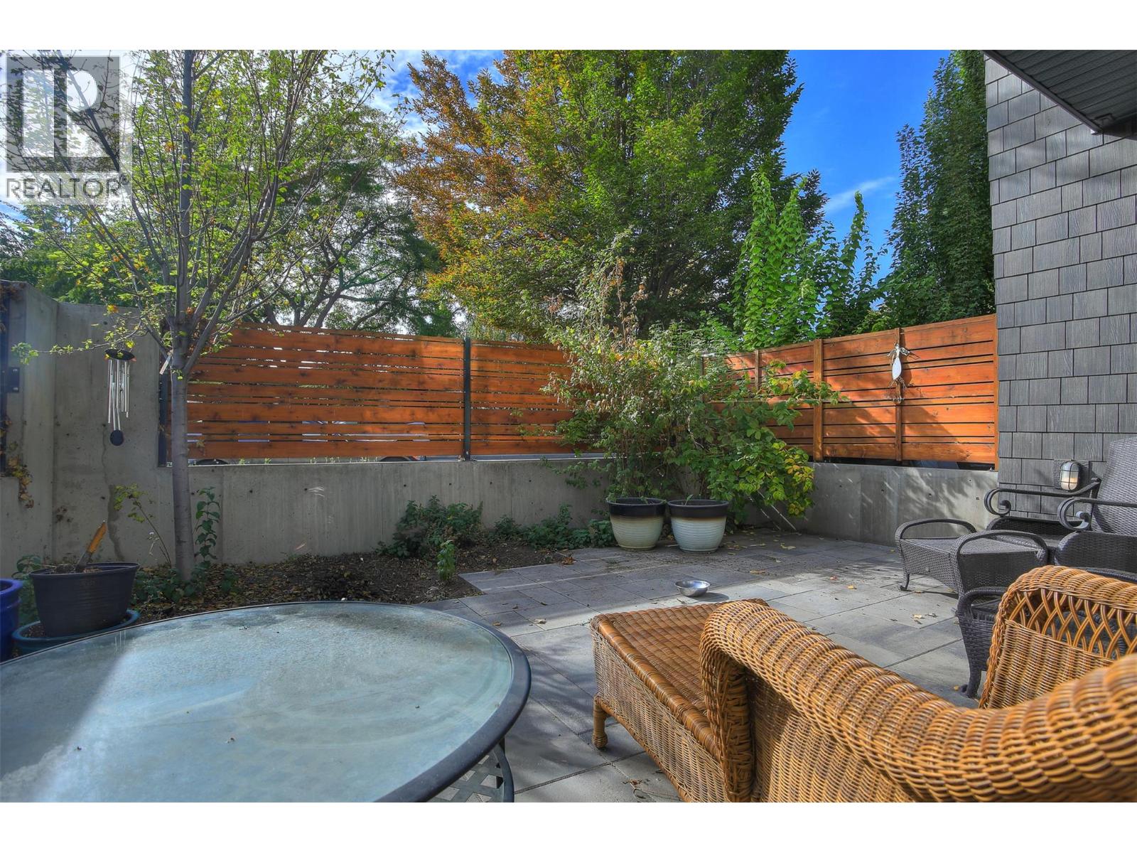 2 852 Stockwell Avenue, Kelowna