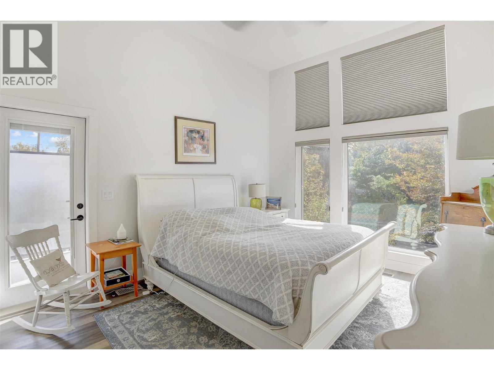 2 852 Stockwell Avenue, Kelowna
