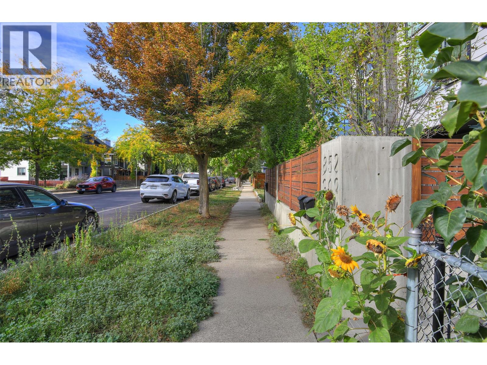 2 852 Stockwell Avenue, Kelowna