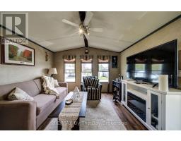 14 Kenora Trail, Wasaga Beach, ON L9Z1X7 Photo 9