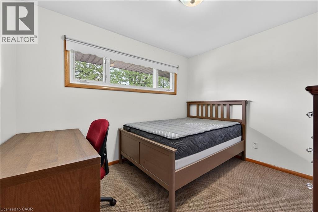 31 LARCHWOOD Drive - 27
