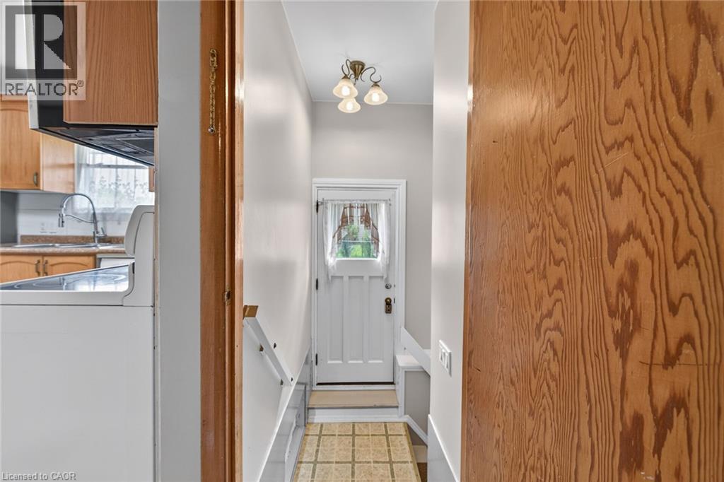 31 LARCHWOOD Drive - 29