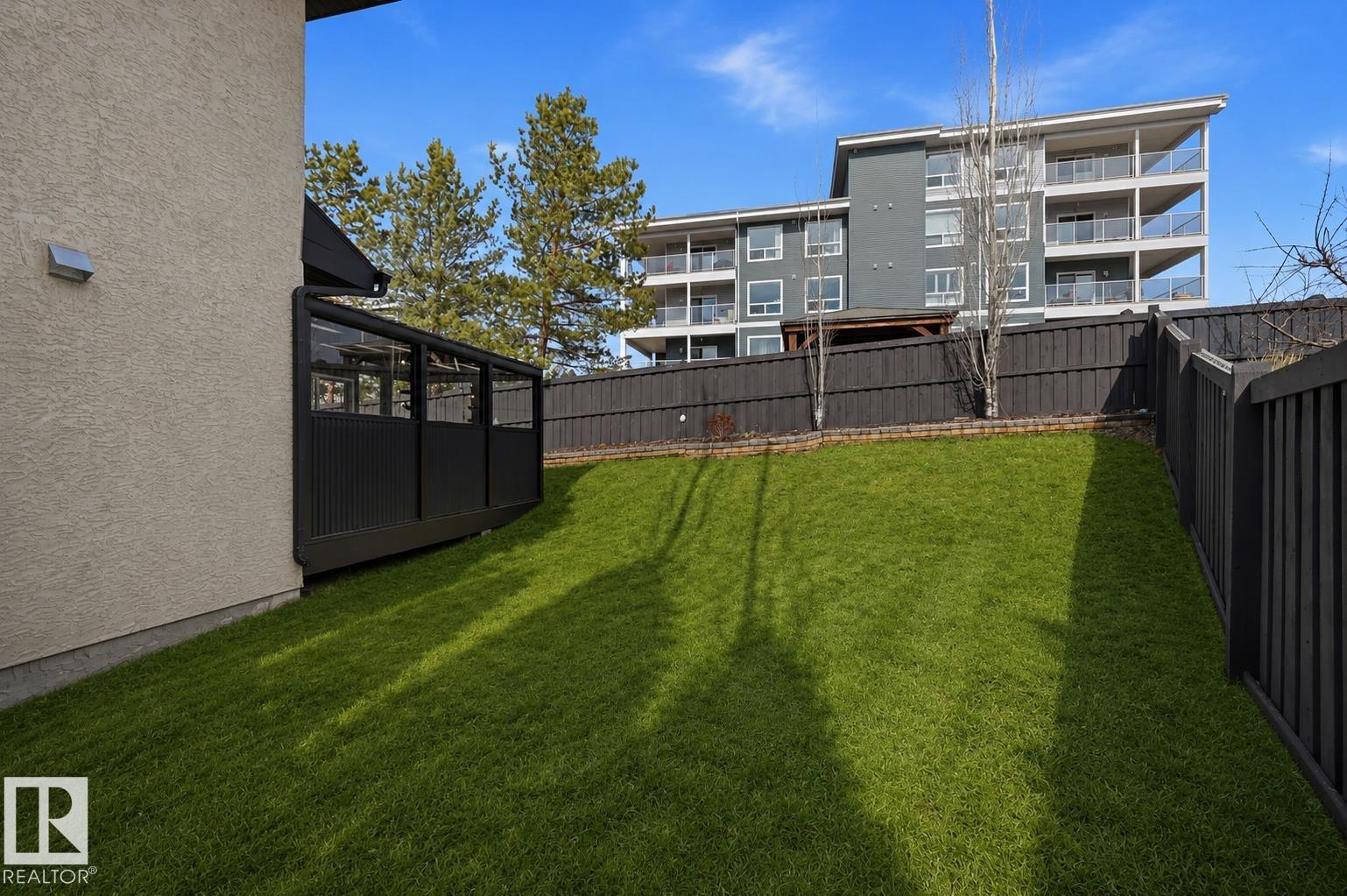926 THOMPSON PL NW - 70