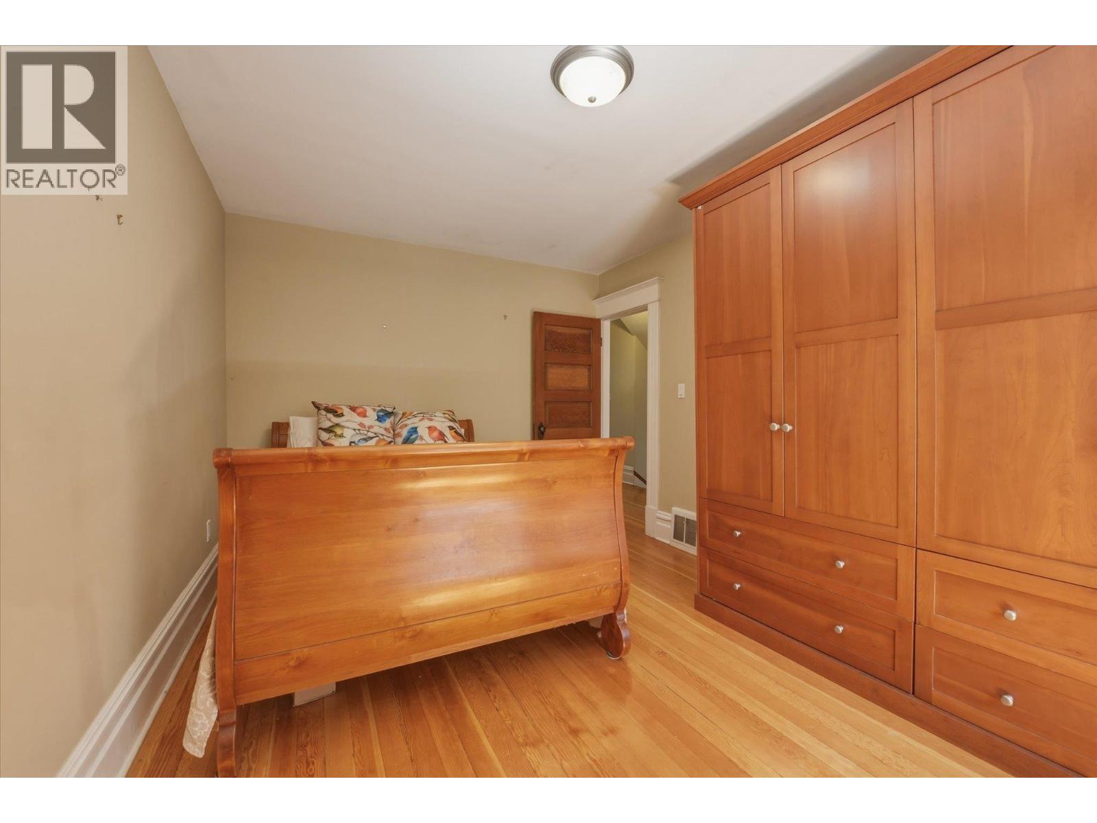 6 Bed, 3 Bath House for Sale in Vancouver – 647 PRIOR STREET, Vancouver – MLS# R3127426 - Image 29
