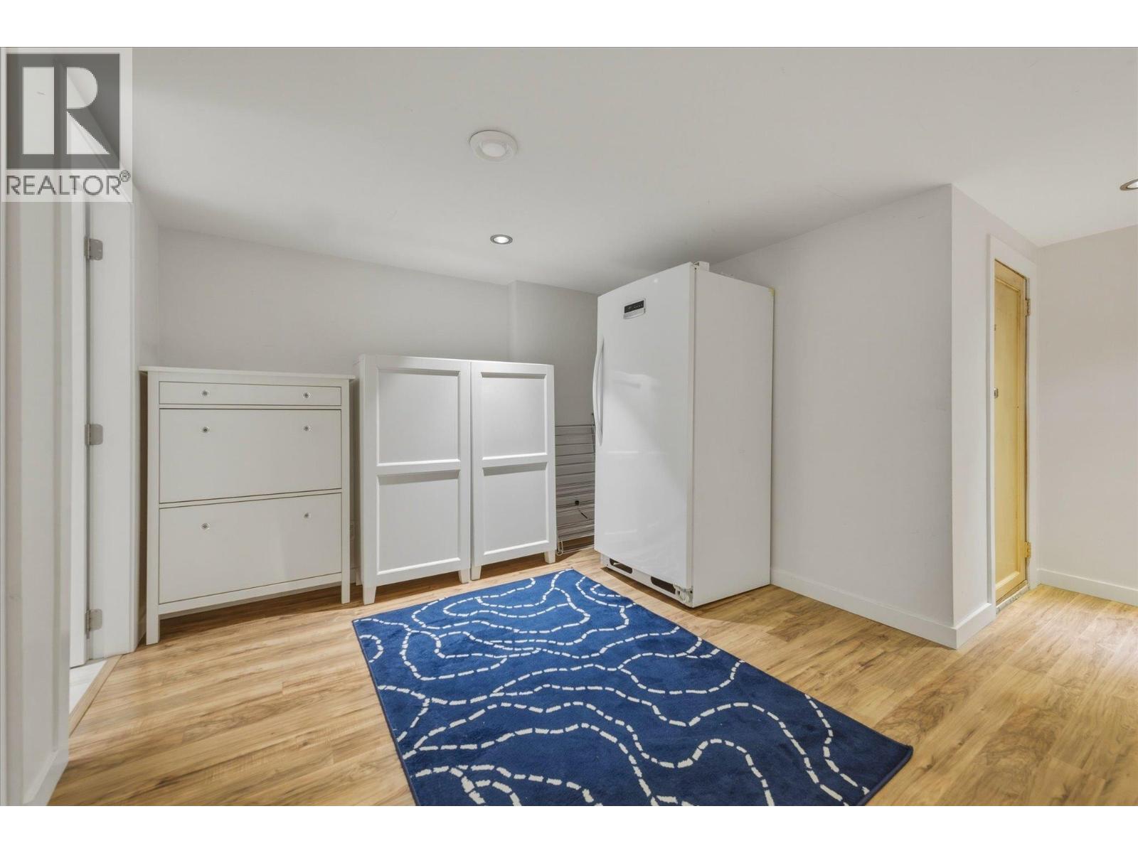 3 Bed, 2 Bath House for Sale in Vancouver – 2614 PARKER STREET, Vancouver – MLS# R3127446 - Image 2