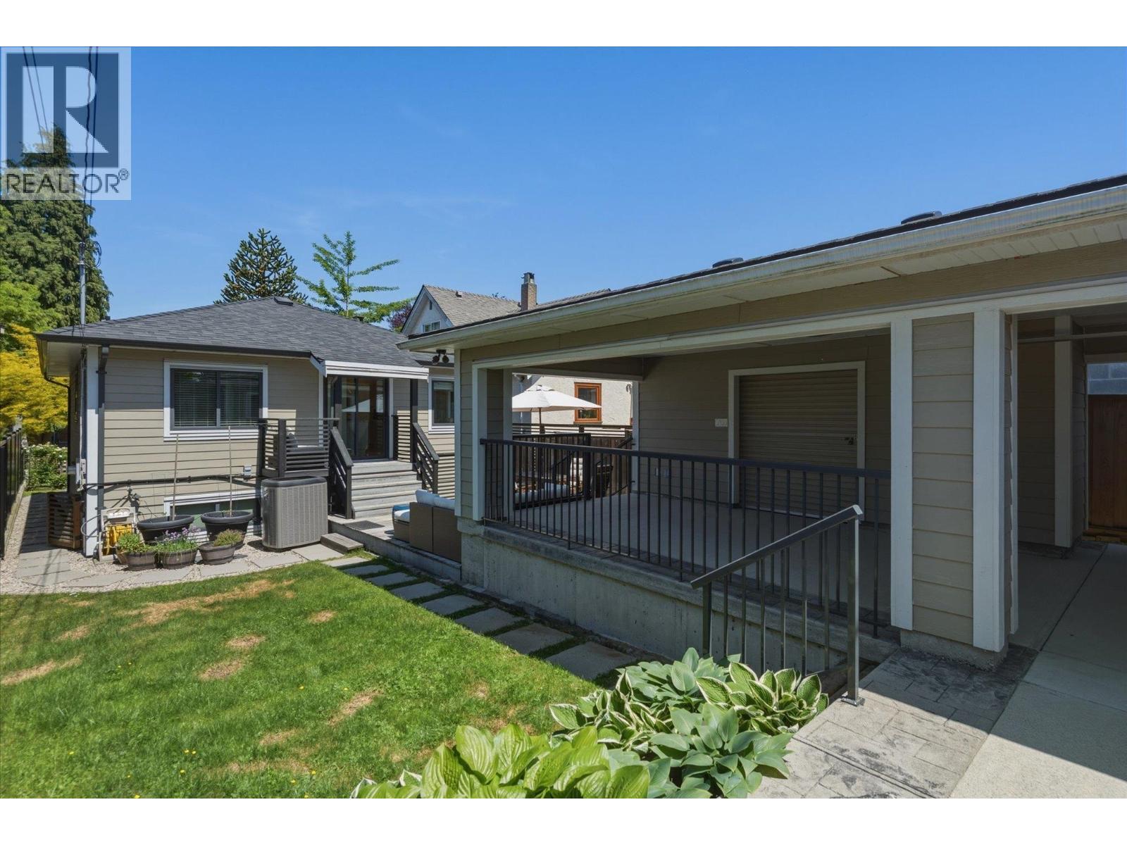 3 Bed, 2 Bath House for Sale in Vancouver – 2614 PARKER STREET, Vancouver – MLS# R3127446 - Image 25