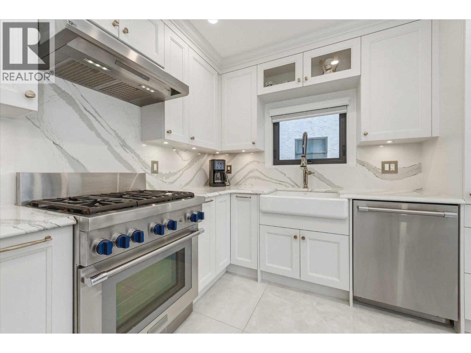 3 Bed, 2 Bath House for Sale in Vancouver – 2614 PARKER STREET, Vancouver – MLS# R3127446 - Image 32