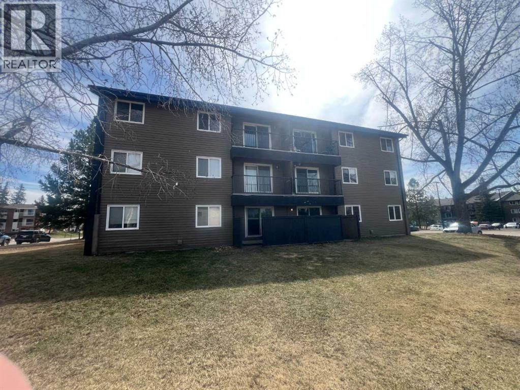 #217A 5611 10 Avenue - 1
