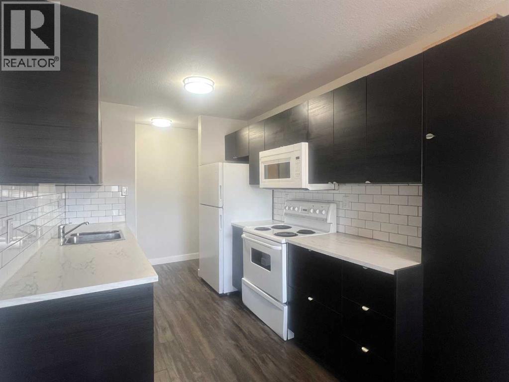 #217A 5611 10 Avenue - 4