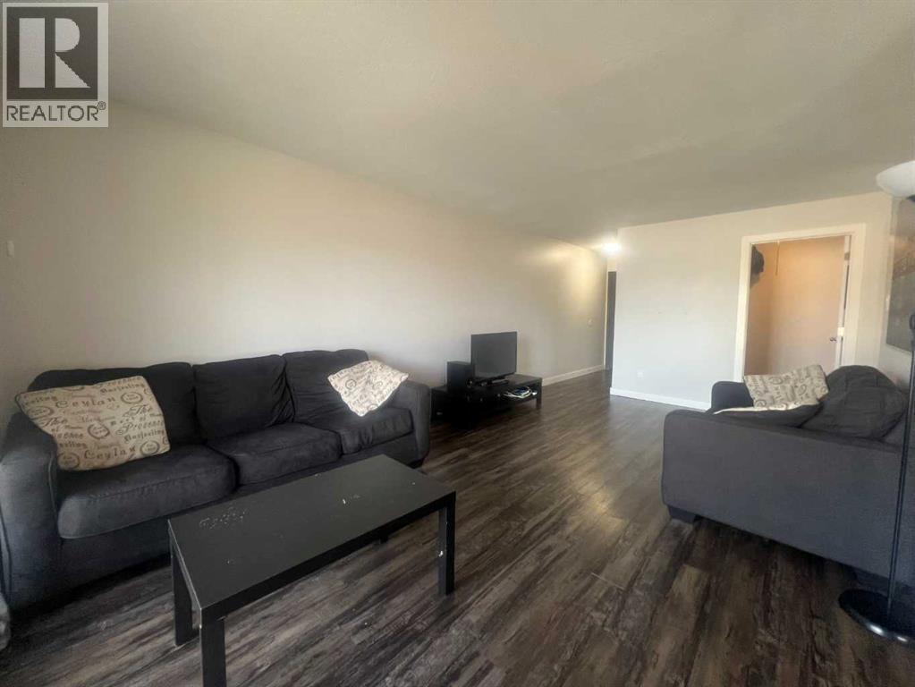 #217A 5611 10 Avenue - 8