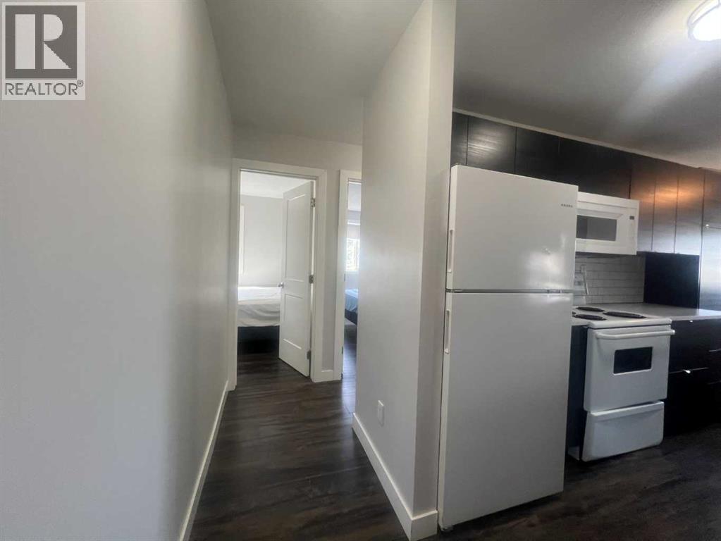 #217A 5611 10 Avenue - 14