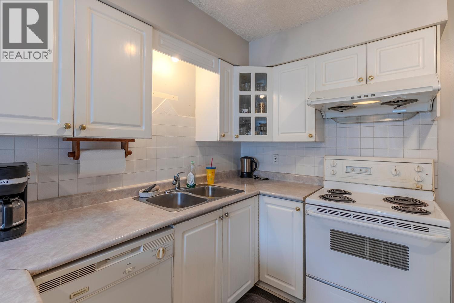 8520 ROSEDENE COURT, Richmond