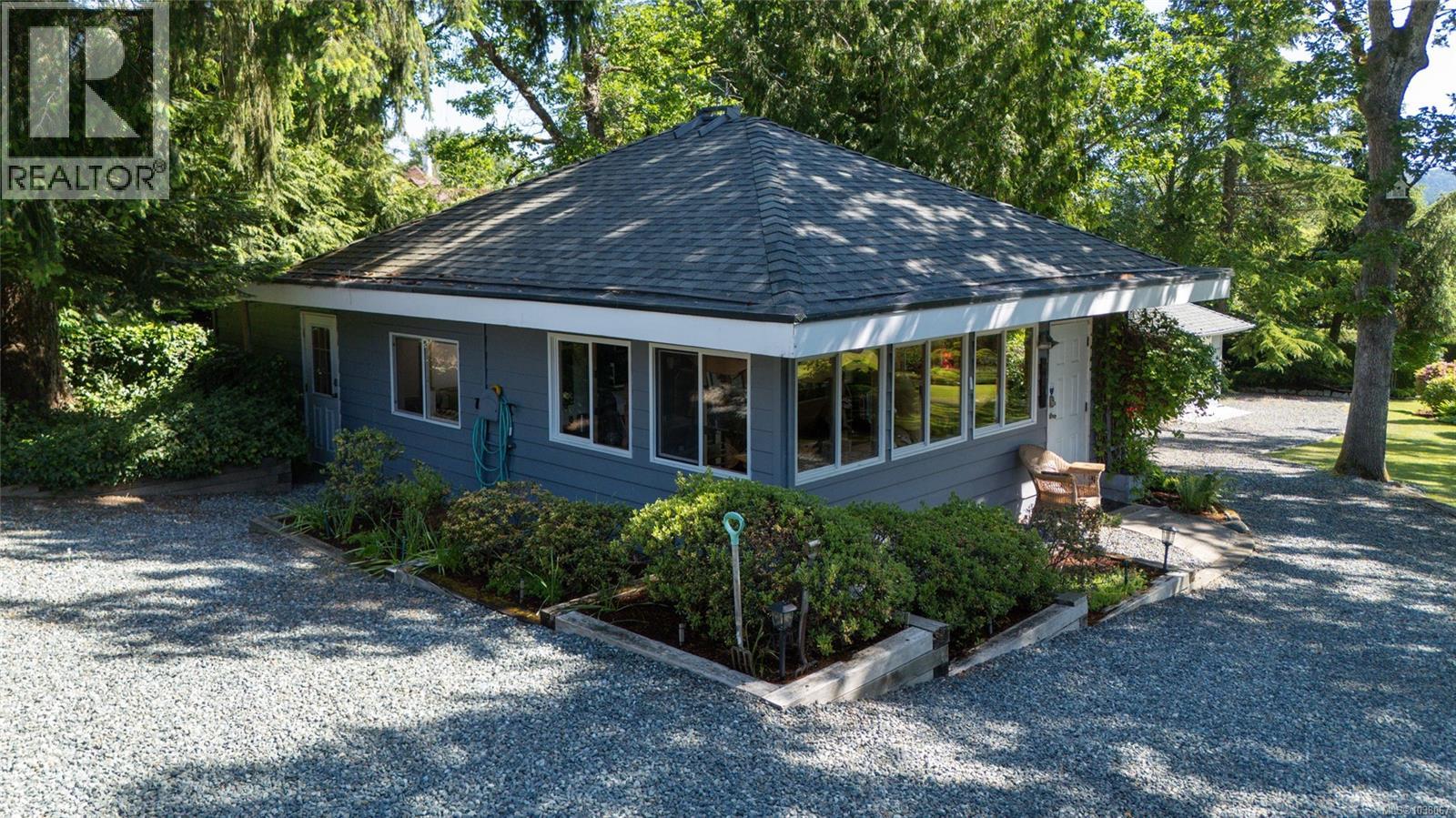 2221 Tarn Pl, Duncan