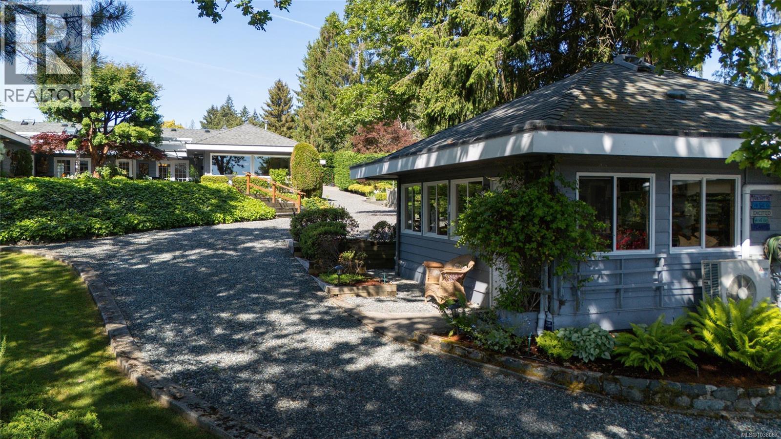 2221 Tarn Pl, Duncan