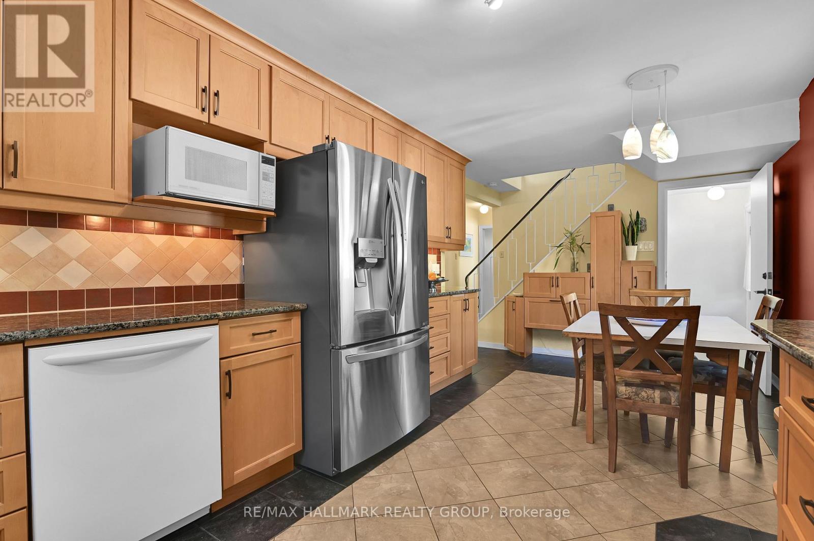 401 RICHARDSON AVENUE - 11