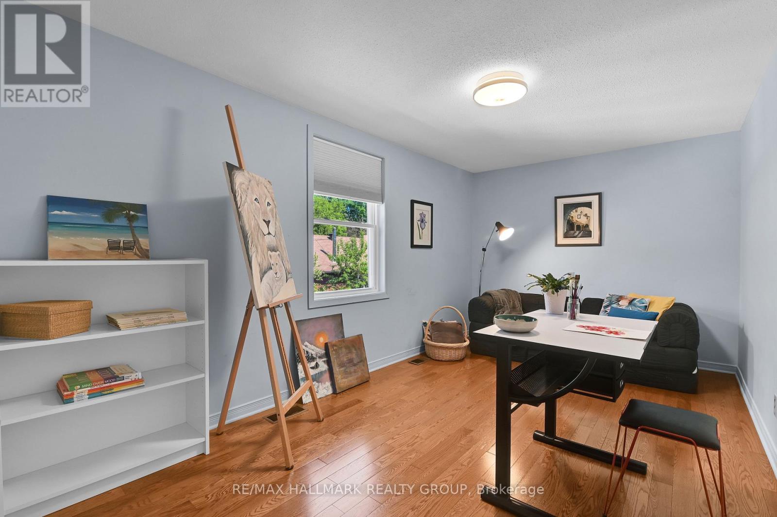 401 RICHARDSON AVENUE - 22