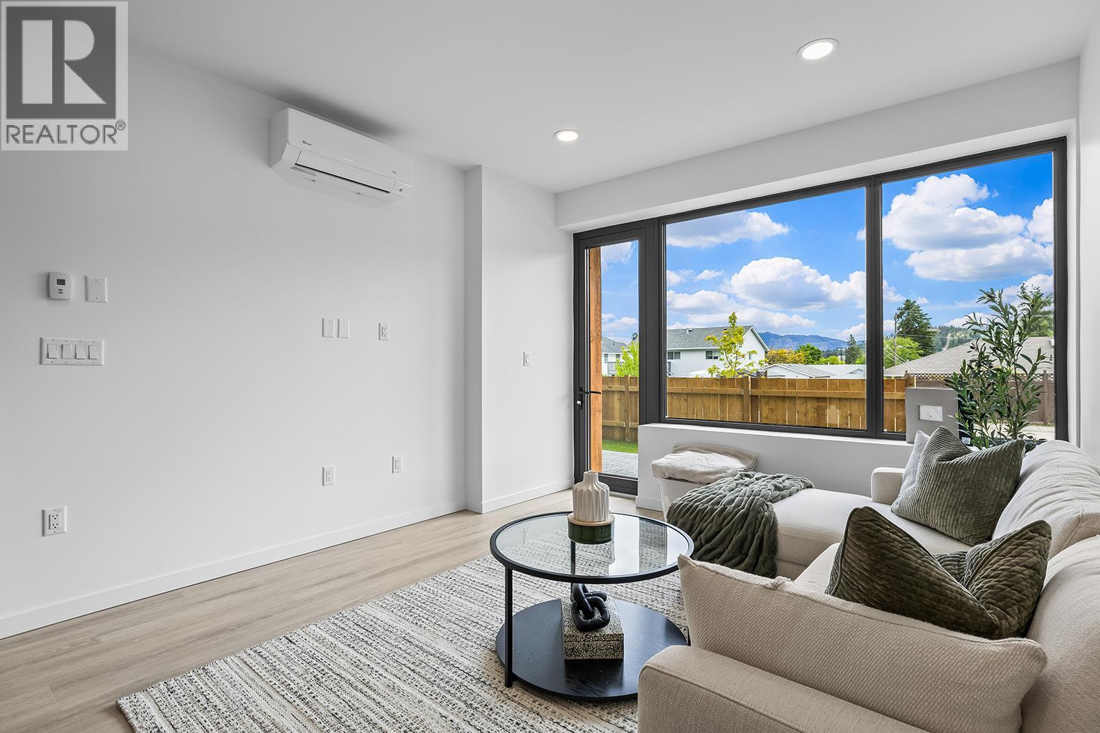 3210 Salmon Road Unit# 3, West Kelowna
