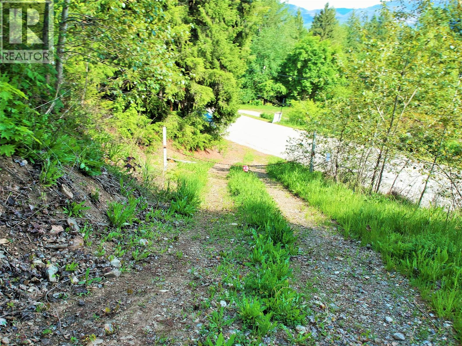  10 Old Town Road, Sicamous