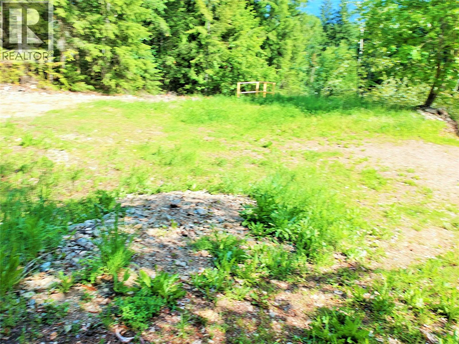  10 Old Town Road, Sicamous