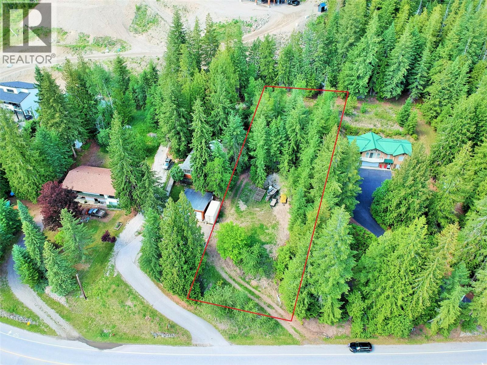  10 Old Town Road, Sicamous