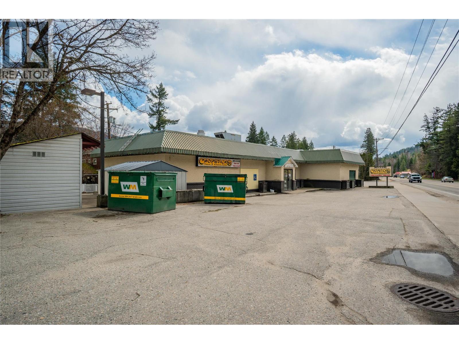  755/789 Columbia Avenue, Castlegar