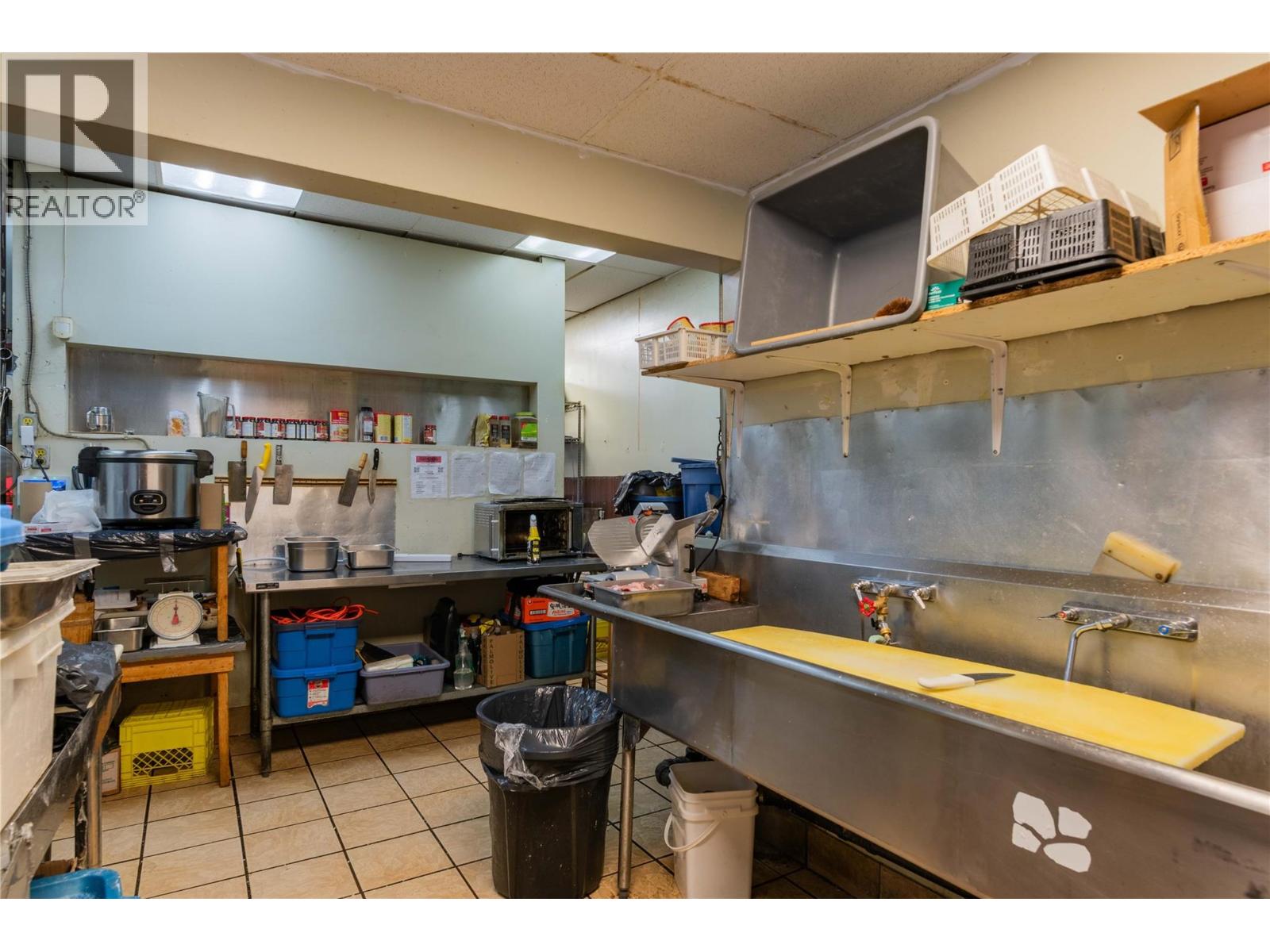  755/789 Columbia Avenue, Castlegar